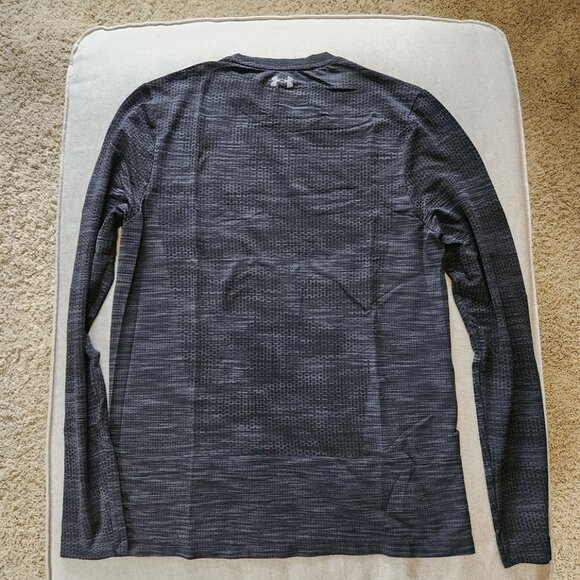 Under Armour Black Long Sleeve Shirt - Picture 4 of 5
